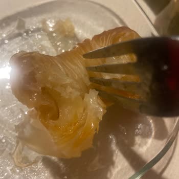 Migros İçi Boş Tatlı Satıyor