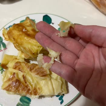 Mis Başak Su Böreğinden Saç Çıktı