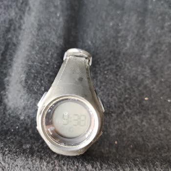 Decathlon'dan Aldığım Saatin Kordonu Koptu.