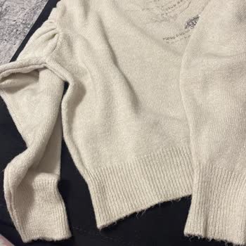 Hazelanna İlk Kullanımda Kazak Tüylenmesi Deformesi