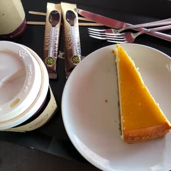 Kahve Dünyası Fabrika Kemerburgaz Hizmet İnanılmaz Kötü