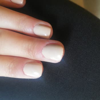 Sezen Keser Studio İlgisizlik Kötü İşlem