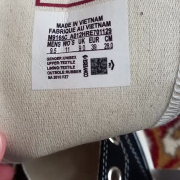 Yuzde60biz (Instagram) Instagram Yüzde60 Sahte Ürün Satıyor