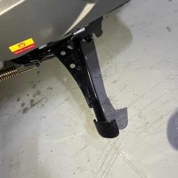 Arora Motorumun Aynı Gün Ayaklığı Kırıldı Ve Garantisi Yok