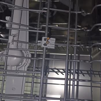 Vestel Bulaşık Makinesi Paslandı. Değişim Yok Diyorlar