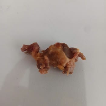 Öncü Döner Et Dürümün İçerisinden Çıkan Sert Zarlar