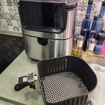 Electrolux Airfryer E6AF1-6ST Garanti Sorunu Ve Hazne Sapı Kırılması