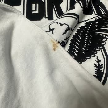 Erolcan Moda Sensin Sıfır Aldığım Tişörtte Lekeler Var!