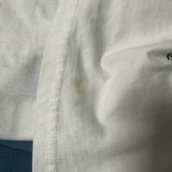 Erolcan Moda Sensin Sıfır Aldığım Tişörtte Lekeler Var!