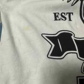 Erolcan Moda Sensin Sıfır Aldığım Tişörtte Lekeler Var!