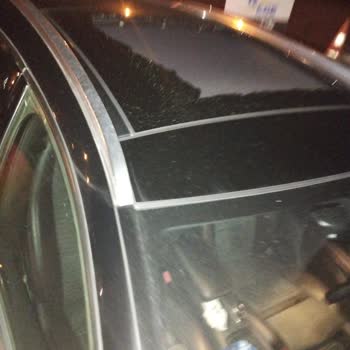 Mercedes-Benz Keeps Delaying Repairing Shattered&nbsp;Mercedes GLA180d 2016 Sunroof