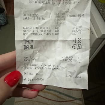 Aktürk Gofretten Plastik Çıktı!