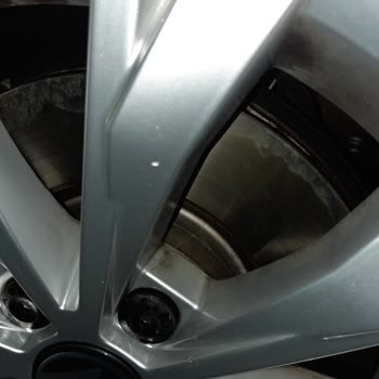 Coşkunlar Lastik (Yozgat) Lastik Değişiminde Jantlara Zarar Verdi