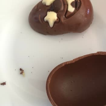 Ozmo Sürpriz Yumurta Kurtlu Cıktı