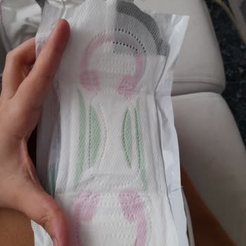 Molped Pedin Siyah Kenarları Ve Yapışmaması