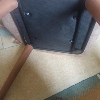 Liyam_aksesuar (Instagram) Sandalye Kalitesizliği!