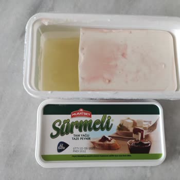 Muratbey Beyaz Peynirde Kırmızı Leke