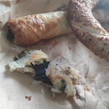 La Lorraine Böreğinden Yabancı Cisim Çıkması