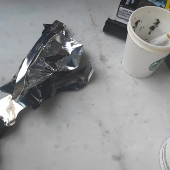 Ankara Starbucks'ta Temizlik Sorunu