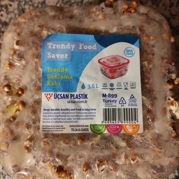 Üçsan Plastik Kap Mikrodalgada Eridi