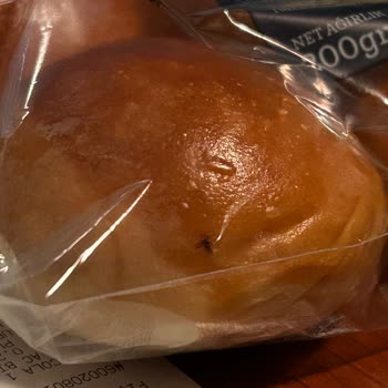 Migros Ekmekten Sinek Çıktı