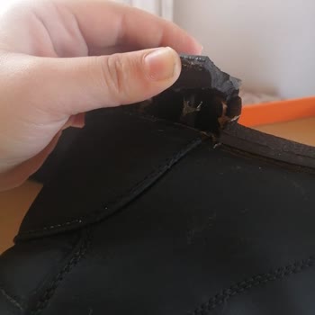 Deichmann Graceland Botun Topuklarında Çatlak Oluşması