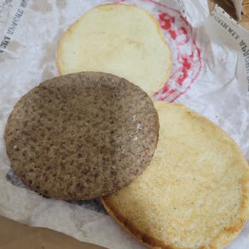 Saloon Burger Eksik Malzemeli Teslimat