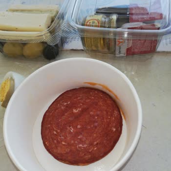 Köfteci Yusuf Eksik Ve Pişmemiş Ürün