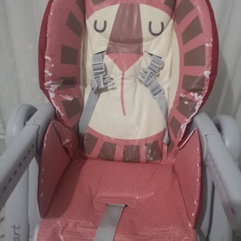 Chicco Polly 2 Start Mama Sandalyesinin Minderinde Soyulma