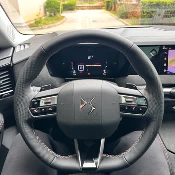 2023 Ds Automobiles Kusurlu Araç Teslimi