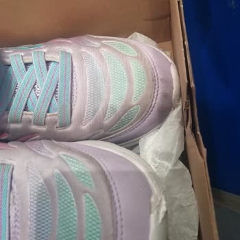 Skechers Spor Ayakkabı Sorunu