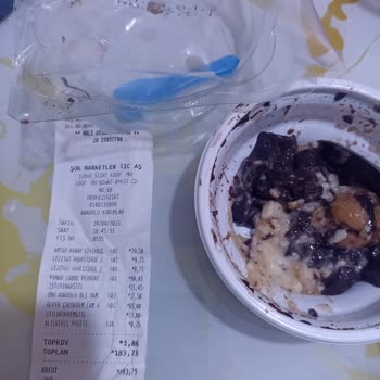 Şok Marketler Lezztat Marka Profiterol Bozuk Çıktı