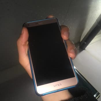 Vestel Venüs V4 Telefonum Gelen Çağrıları Meşgule Atıyor