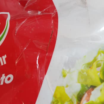 BİM Dondurulmuş Gıdanın Hasarlı Paketi