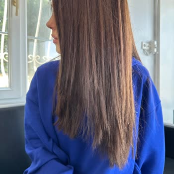 Ekip Matmazel Kuaför Satırla Kesilen Saç