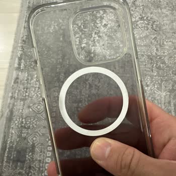 Piili Marka Kılıfın Boyasının Çıkması En Ufak Bir Temasta Boya Çıkıyor