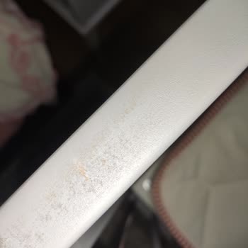 Meltem Modüler Mobilya Sıfır Üründe Çatlak Parça Gönderilmesi