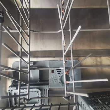 Teka Bulaşık Makinesi Sepeti Çürüyor Ve Paslanıyor