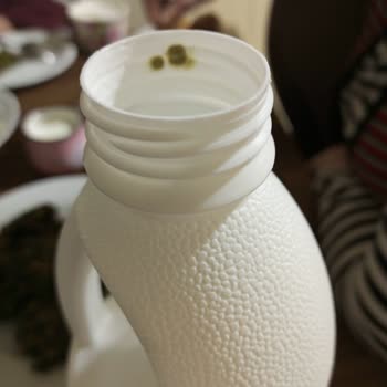 Dost Ayran Şişesi Küflü Çıktı