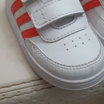 Adidas Bebek Ayakkabı Dikişleri Attı