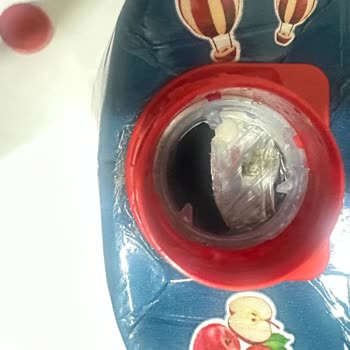 Dimes Küflü Elma Suyu