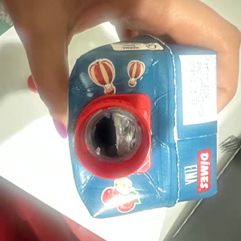 Dimes Küflü Elma Suyu