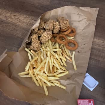 Popeyes Mimar Sinan Şubesi Haksız Kazanç Elde Ediyor