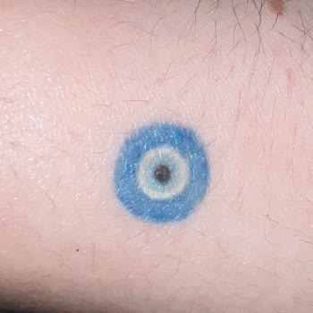 Cleopatra İnk Yapıldığından Beri Rengi Soluk Bir Dövme!