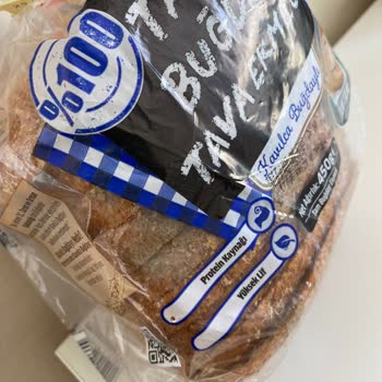 Son Kullanma Tarihi Geçmemiş Küflü UNO Marka Ekmek