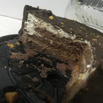 A101 Özsüt Sefer Usta Krokanlı Pasta Mağduriyeti