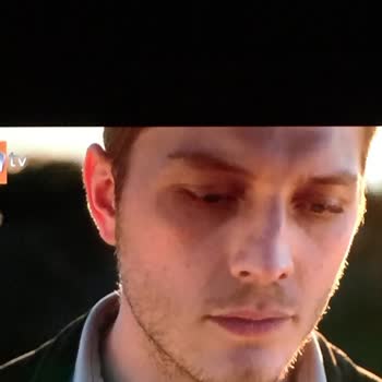 Grundig TV Soluk Renk