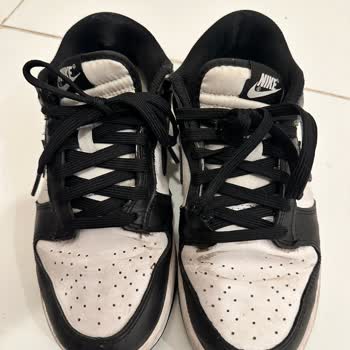 Hışım Grup Taksim Nike Sattığınız Ayakkabı 2 Ayda Yırtıldı