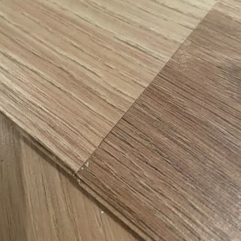 Bauhaus Deposunda Islanmış Olduğu Parkeyi Satmış