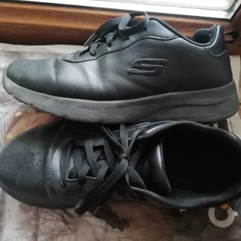 Sneakers Spor Ayakkabı (Instagram: sneakersturkiye) Sneaker Ayakkabı İle Sürekli Kayıp Dengemi Kaybediyorum